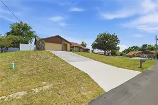9470 Montebello Ln, Spring Hill, FL 34608 - Photo 2
