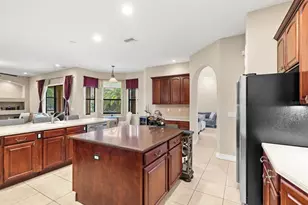 3708 Marbury Ct, Land O Lakes, FL 34638 - Photo 12