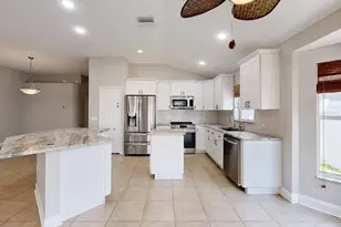 1836 Raven Glen Dr, Ruskin, FL 33570 - Photo 10
