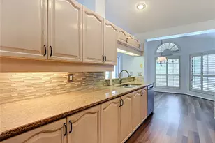 2102 Laindale Pl, Valrico, FL 33596 - Photo 16