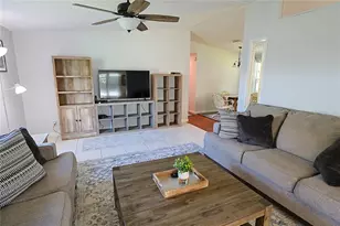 3601 Muller Dr, Zephyrhills, FL 33540 - Photo 24