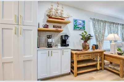 625 Folsom Street S, Saint Petersburg, FL 33707 - Photo 24
