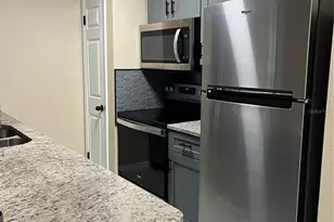 211 Thorntree Pl, Brandon, FL 33510 - Photo 2