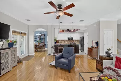 822 Lumsden Reserve Drive, Brandon, FL 33511 - Photo 10