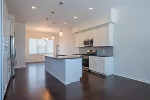 339 8th St N, Saint Petersburg, FL 33701 - Photo 10