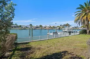 878 Harbor Is, Clearwater Beach, FL 33767 - Photo 58
