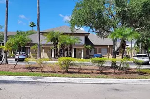 17104 Carrington Park Dr, Tampa, FL 33647 - Photo 8