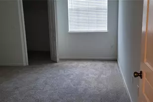 17104 Carrington Park Dr, Tampa, FL 33647 - Photo 6
