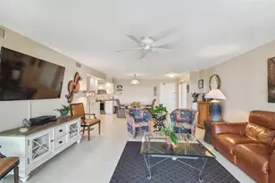 10355 Paradise Blvd, Treasure Island, FL 33706 - Photo 22