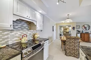 10355 Paradise Blvd, Treasure Island, FL 33706 - Photo 28