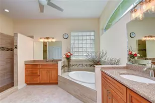 4916 Willow Ridge Terrace, Valrico, FL 33596 - Photo 20