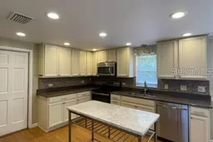 1326 Lake Ariana Blvd, Auburndale, FL 33823 - Photo 10