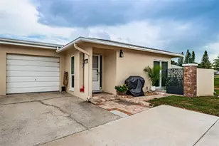 2735 Sherbrooke Ln, Palm Harbor, FL 34684 - Photo 1