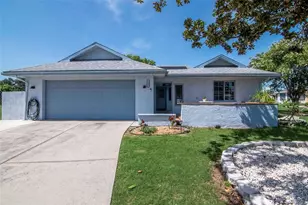 303 Barstow Ct, Sun City Center, FL 33573 - Photo 2