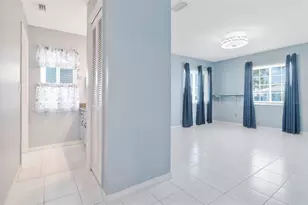 303 Barstow Ct, Sun City Center, FL 33573 - Photo 56