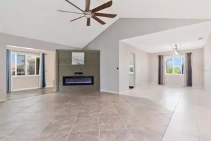 303 Barstow Ct, Sun City Center, FL 33573 - Photo 10