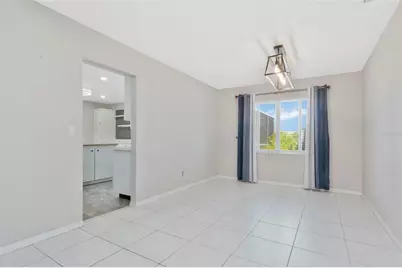 303 Barstow Court, Sun City Center, FL 33573 - Photo 12