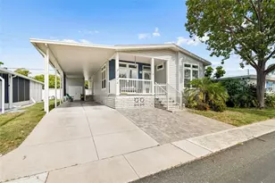 124 Pindo Palm St W, Largo, FL 33770 - Photo 2