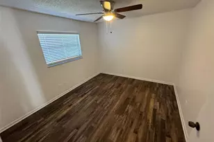 4851 16th St, Zephyrhills, FL 33542 - Photo 10