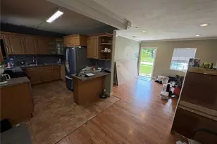 15331 NW 27th Pl, Opa Locka, FL 33054 - Photo 4