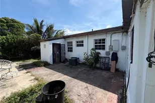 15331 NW 27th Pl, Opa Locka, FL 33054 - Photo 20