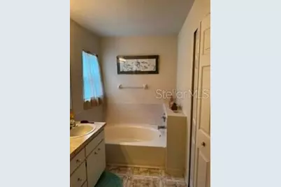 8806 Cypress Hammock Drive, Tampa, FL 33614 - Photo 20