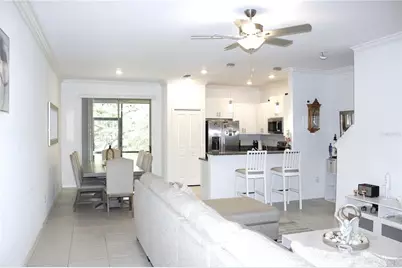 30798 Veridian Way, Wesley Chapel, FL 33543 - Photo 4