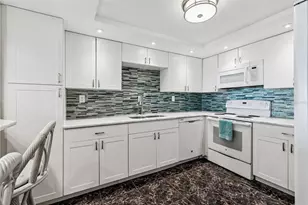 17920 Gulf Blvd, Saint Petersburg, FL 33708 - Photo 4