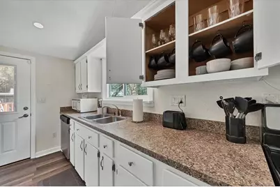 900 Beverly Avenue, Largo, FL 33770 - Photo 12