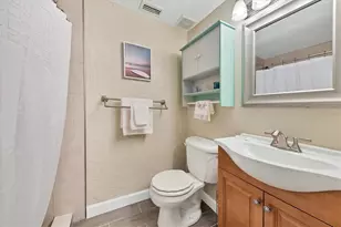 900 Beverly Ave, Largo, FL 33770 - Photo 22