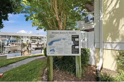 4725 Coquina Key Drive SE #D, Saint Petersburg, FL 33705 - Photo 26