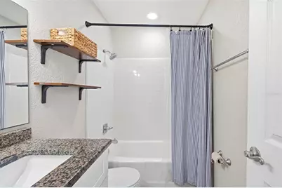 4725 Coquina Key Drive SE #D, Saint Petersburg, FL 33705 - Photo 20