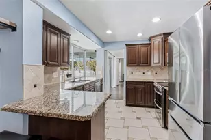 14570 Tanglewood Dr, Largo, FL 33774 - Photo 10