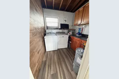 10111 N Ola Avenue, Tampa, FL 33612 - Photo 12