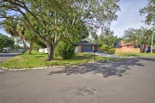 7312 S Fitzgerald St, Tampa, FL 33616 - Photo 2