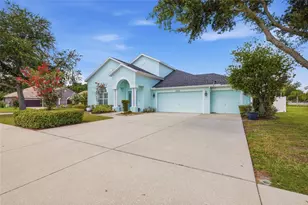 3015 Via Parma St, Plant City, FL 33566 - Photo 2