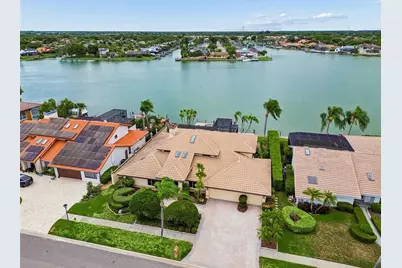9815 Bay Island Drive, Tampa, FL 33615 - Photo 92