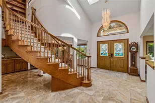 9815 Bay Island Dr, Tampa, FL 33615 - Photo 10