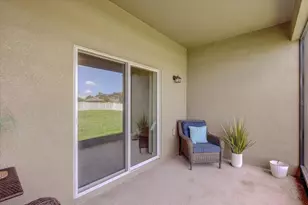 806 Highgate Oaks Pl, Seffner, FL 33584 - Photo 34