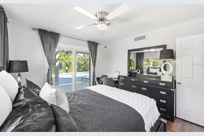 14297 Geneva Drive, Largo, FL 33774 - Photo 20