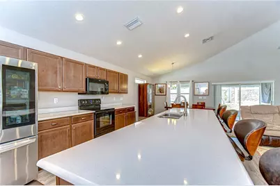 6731 Castle Green Place, Zephyrhills, FL 33541 - Photo 8