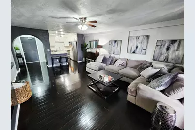 4651 1st Street NE #306, Saint Petersburg, FL 33702 - Photo 6