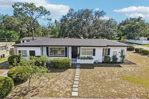 201 Redwood Ave, Tampa, FL 33617 - Photo 2