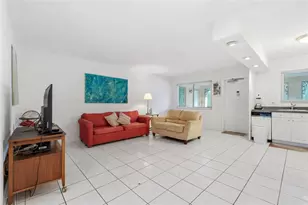 615 S Palm Ave, Sarasota, FL 34236 - Photo 8