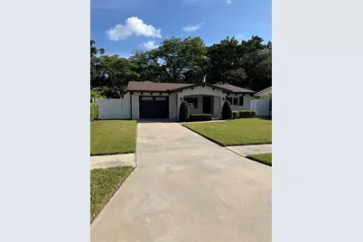 197 Irwin Street W, Safety Harbor, FL 34695 - Photo 1