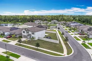 1876 Colding Dr, Ruskin, FL 33570 - Photo 6