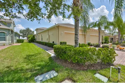 606 Chipper Drive, Sun City Center, FL 33573 - Photo 4