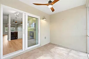 12450 Berkeley Square Dr, Tampa, FL 33626 - Photo 14