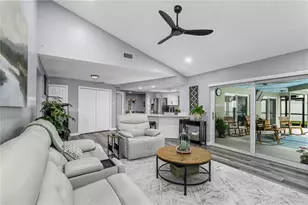 1030 Sylvia Ln, Tampa, FL 33613 - Photo 16