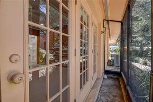 1247 Monticello Blvd N, Saint Petersburg, FL 33703 - Photo 16